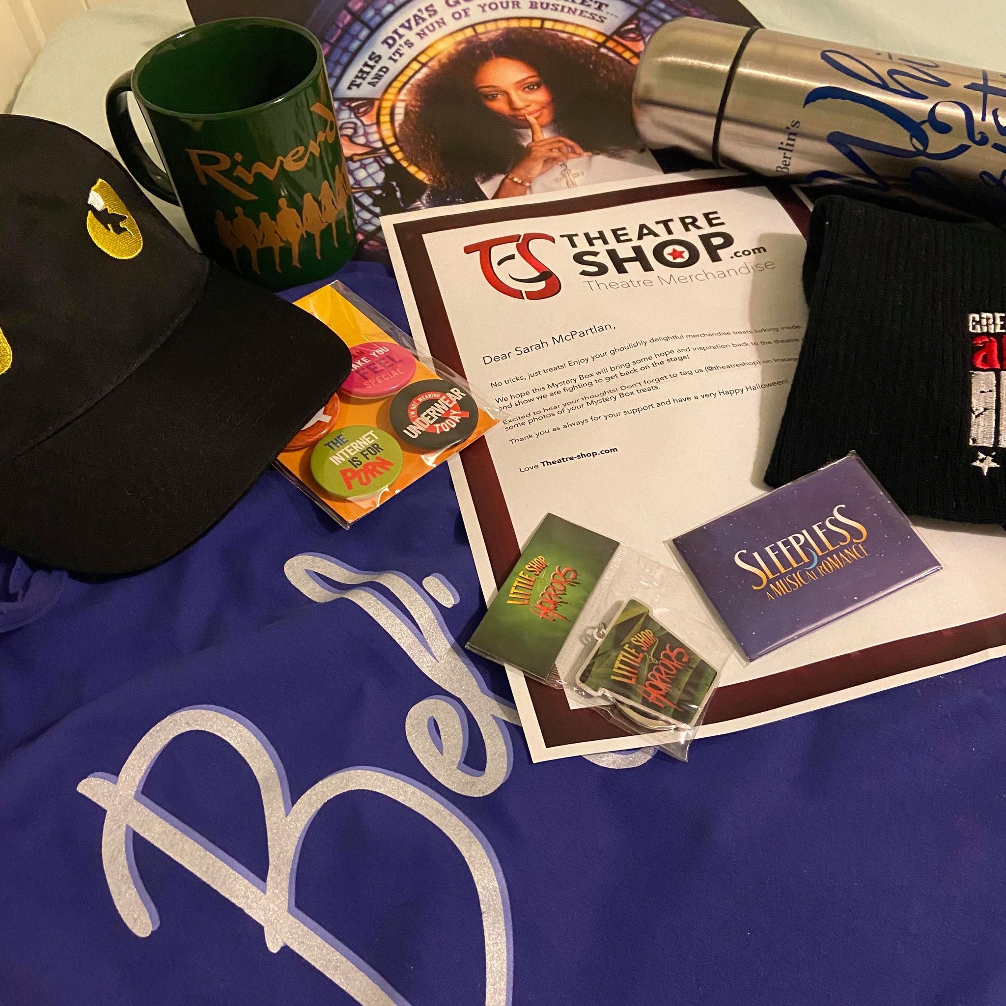 Items from the Thetare Shop Mystery Box